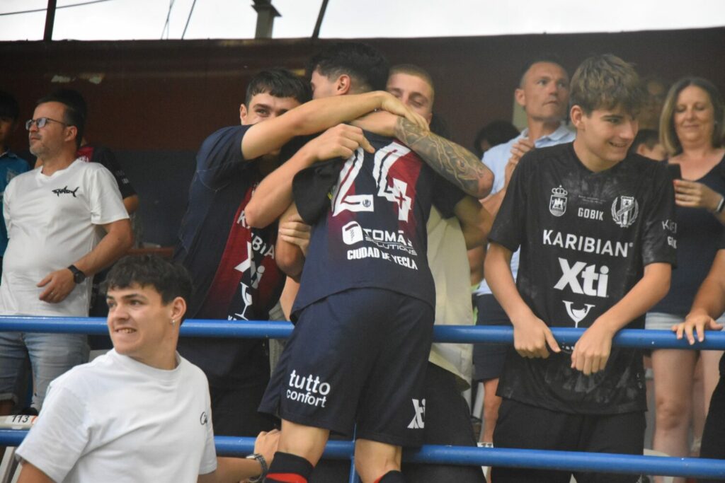 ascenso Yeclano B a Tercera RFEF
