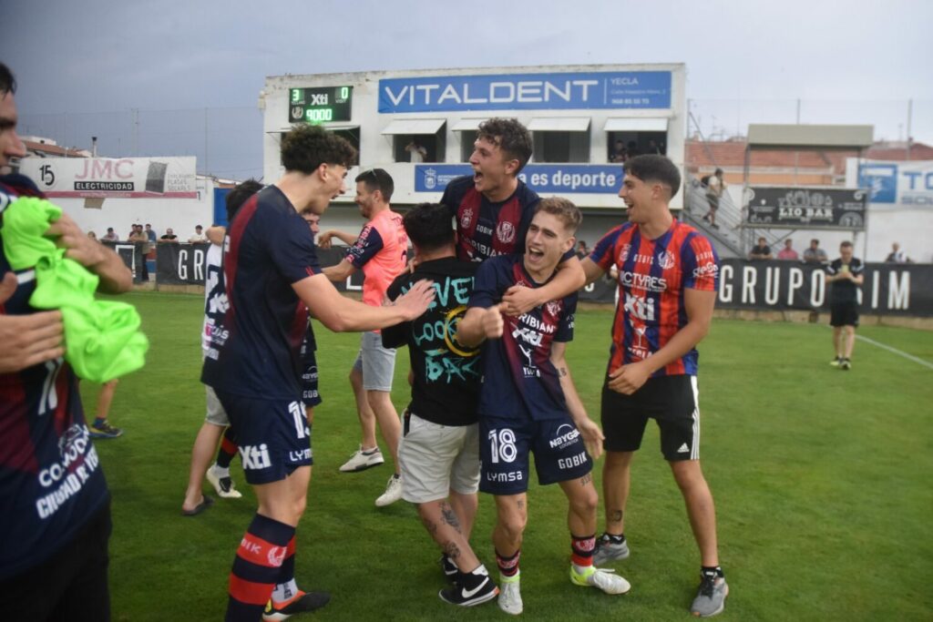 ascenso Yeclano B a Tercera RFEF