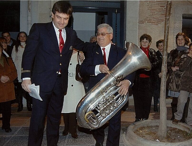 Andrés Soriano, tuba de la banda de Yecla