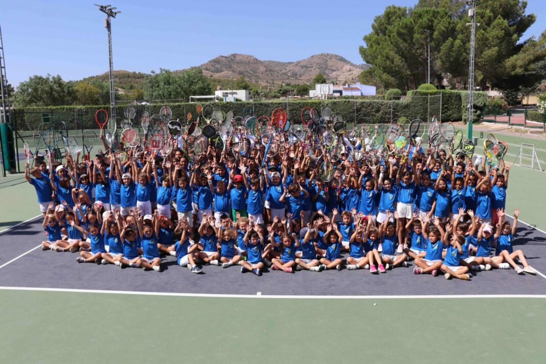 Gran éxito solidario en las 12 Horas Deportivas del Yecla Club de Tenis