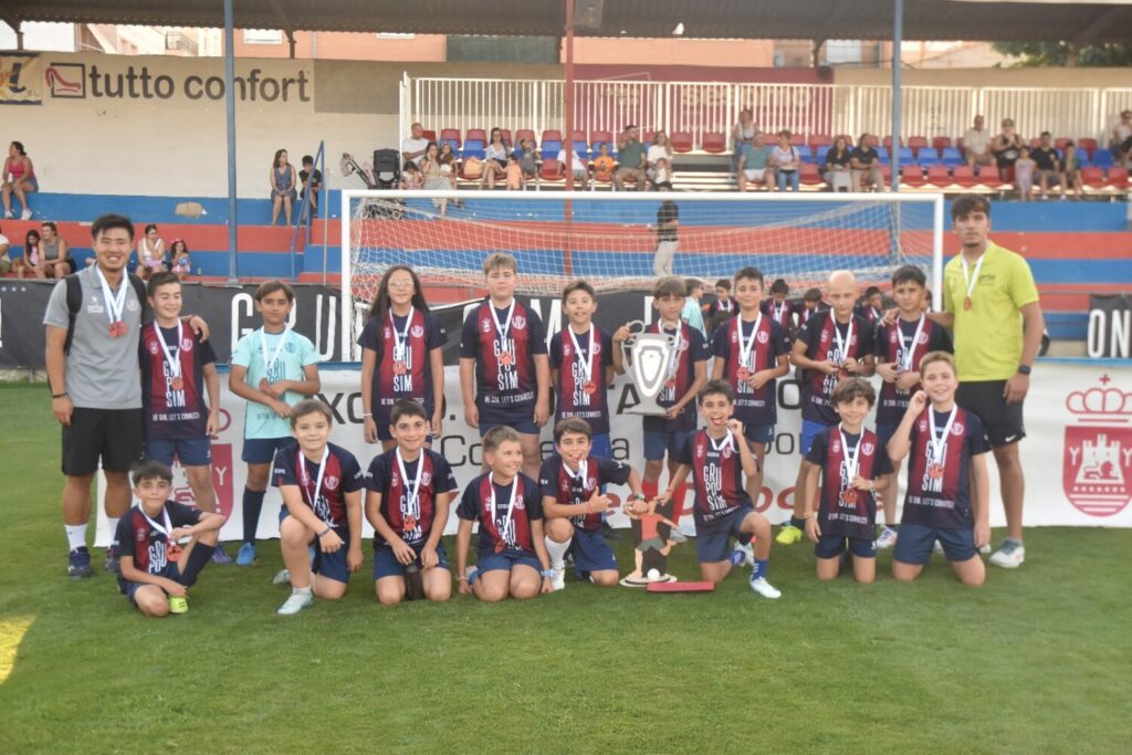 entrega de medallas escuelas municipales 