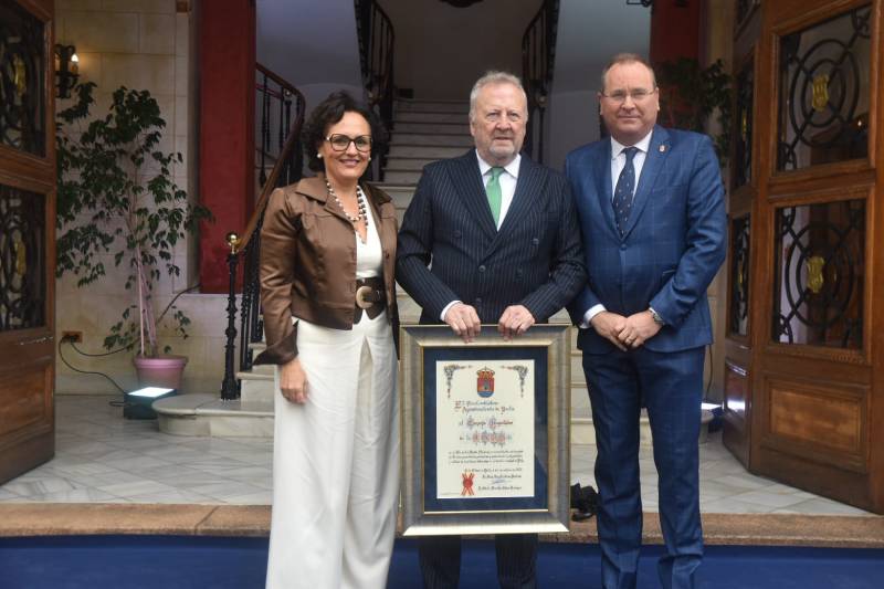Yecla homenajea la labor vitivinícola en su Fiesta Nacional