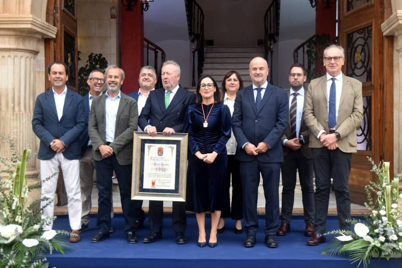Yecla homenajea la labor vitivinícola