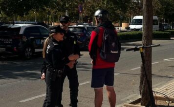 Casco, seguro y edad mínima: así es la nueva normativa sobre patinetes que entra en vigor el 8 de noviembre