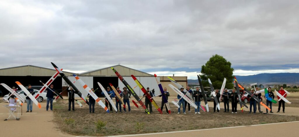 Jornada de veleros F3B en Yecla