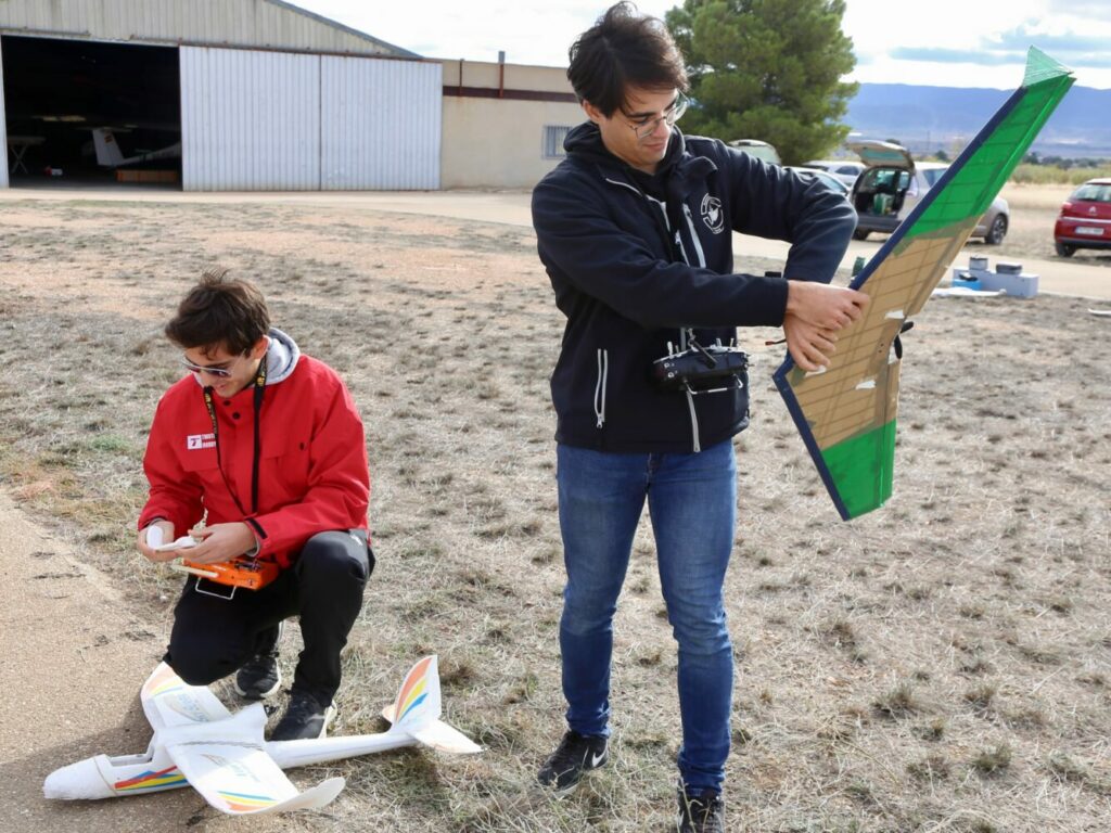 Jornada de veleros F3B en Yecla