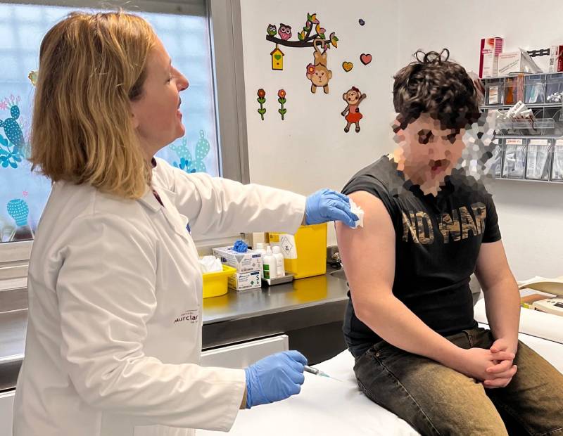 vacunación epidemia gripe médico