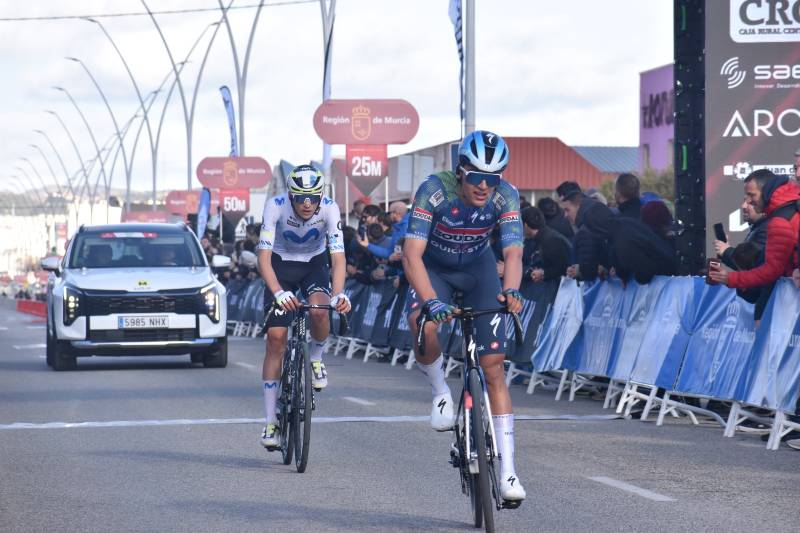 Marc Soler vence en Yecla