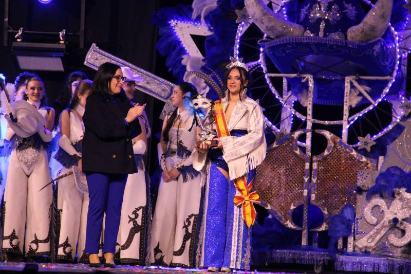 El Carnaval arranca con la coronación de Cristina Picó