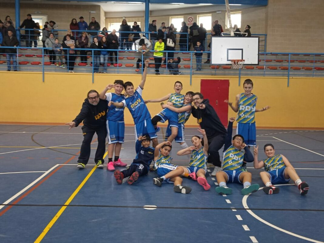 minis cieza baloncesto red deportiva yecla victoria ante el líder