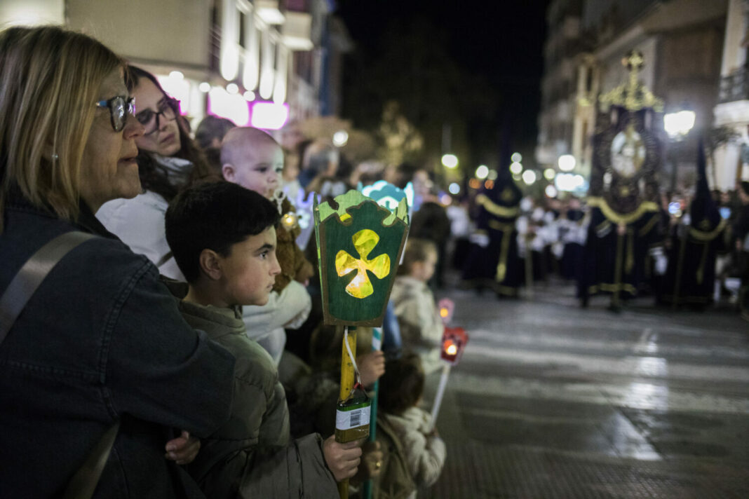 procesión farolicos