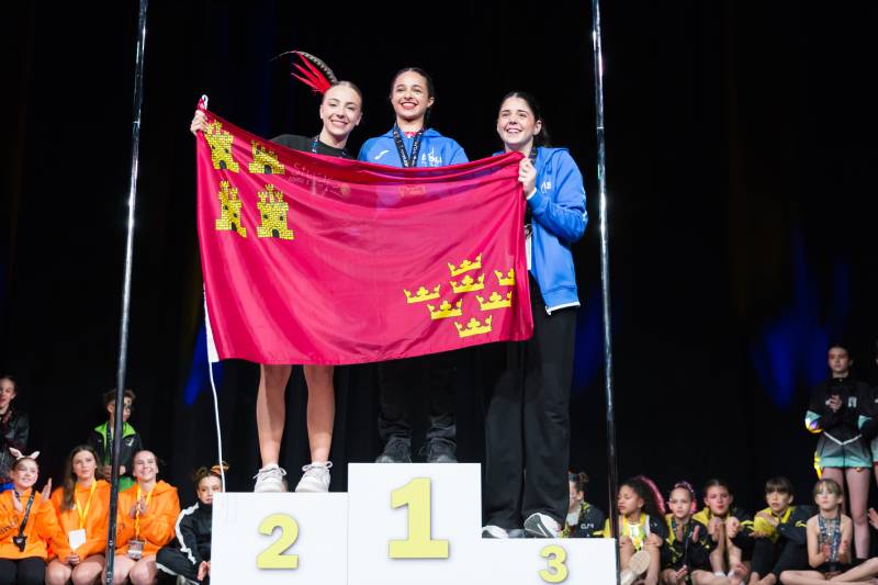 Cuatro medallas para Yecla en el nacional de pole dance y disciplinas aéreas