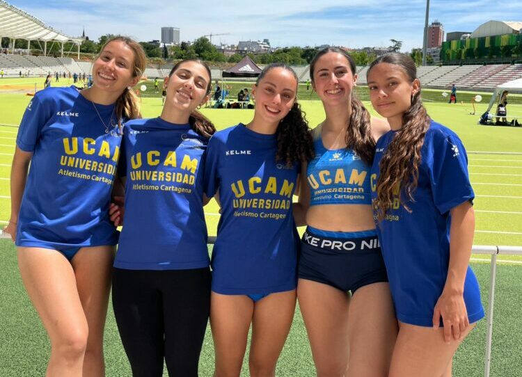 Estela Muñoz y Ariadna Zornoza volvieron a confirmar su nivel nacional en la segunda jornada de la Liga de Primera División femenina, disputada este domingo en la pista madrileña de Vallehermoso.