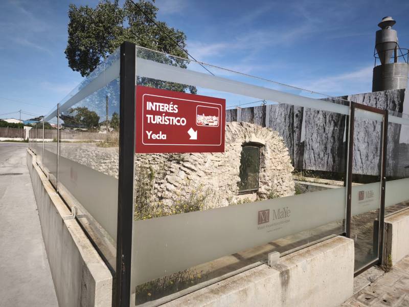 Denuncian el abandono del aljibe medieval del camino de Los Torrejones