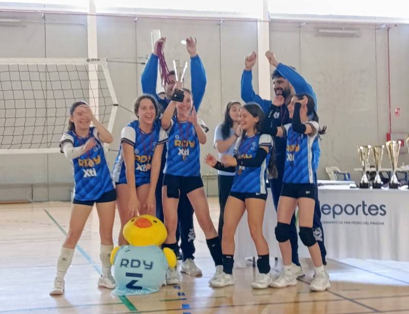 El alevín femenino de la RDY firma una meritoria cuarta plaza regional