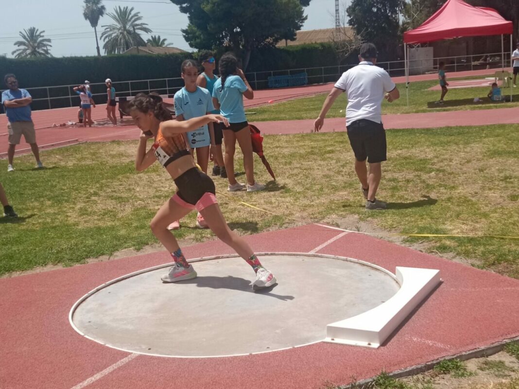 lanzamiento de peso ada yeclano campeonatos regionales