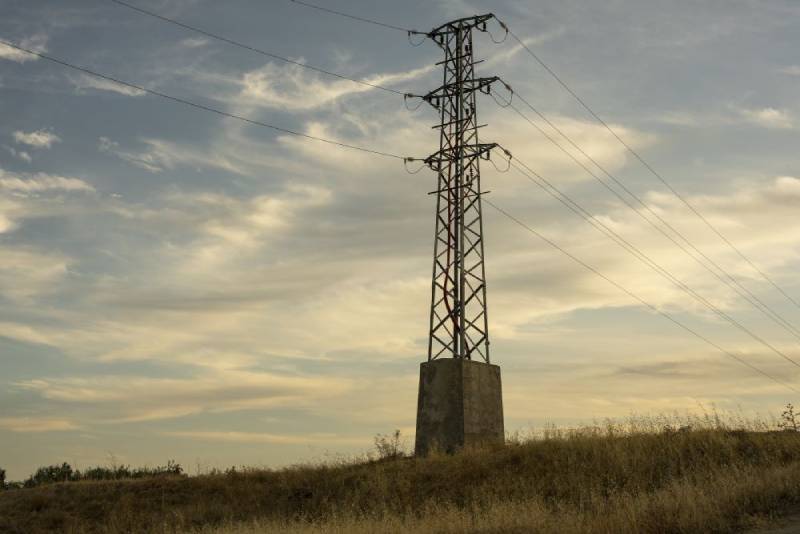 Detección de fallos en redes eléctricas: el papel del indicador de paso de fallo