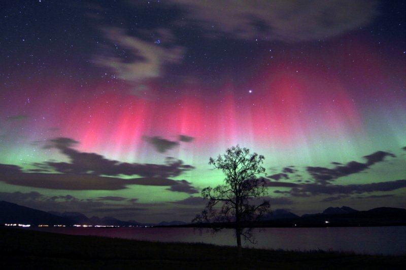 aurora boreal correspondencia
