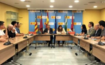 La Confederación Hidrográfica aborda la regularización del regadío en Yecla ante el horizonte crítico de 2027